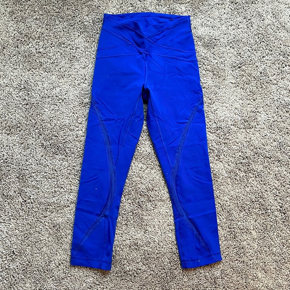 Blue crop Lululemon leggings